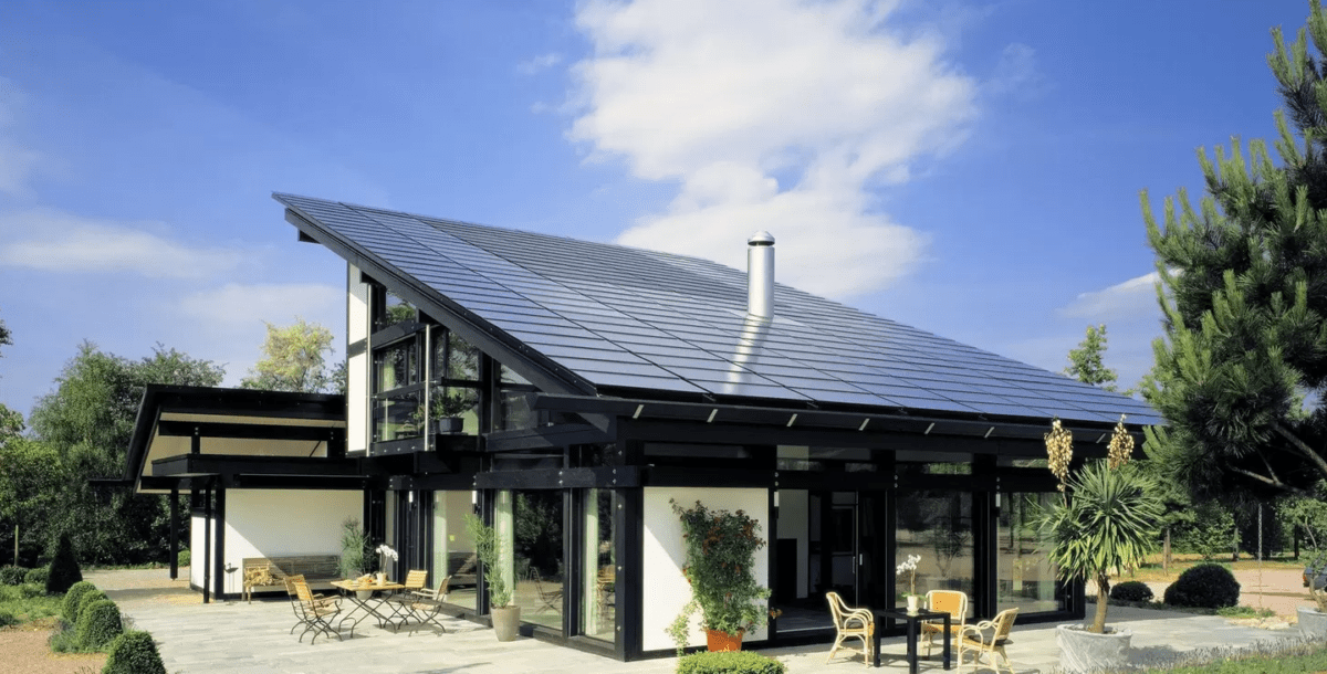 Huf House solar award