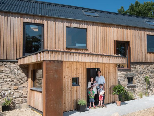 Money Saving Tips for your Self Build Project from Grand Designs self builders Micah and Elainea Jones