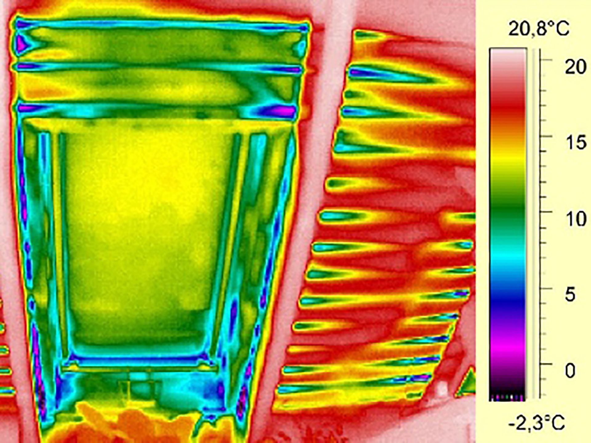 Thermal image camera view of leaks