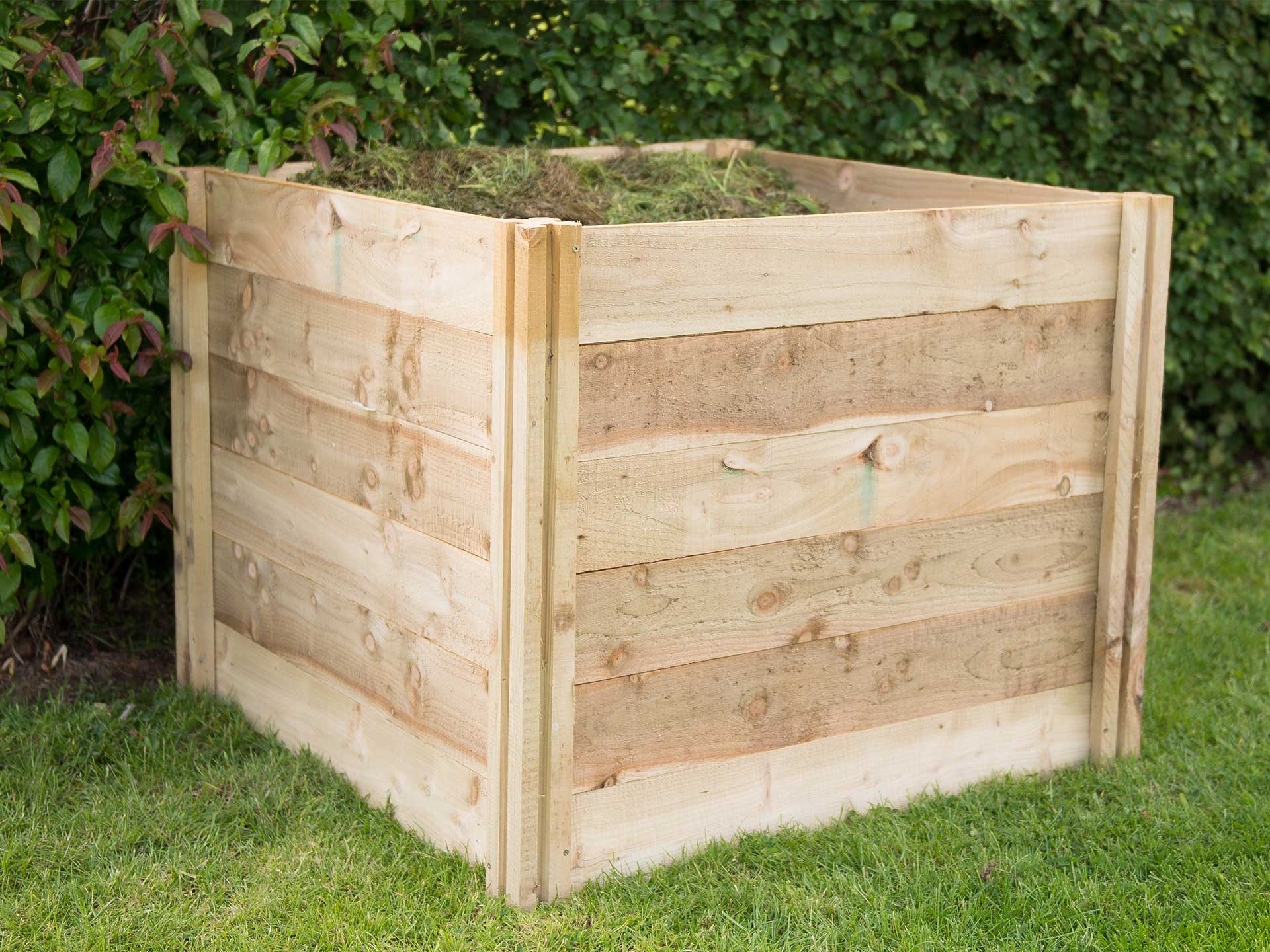 Creating your own compost is the most eco-friendly way to build your own no-dig garden