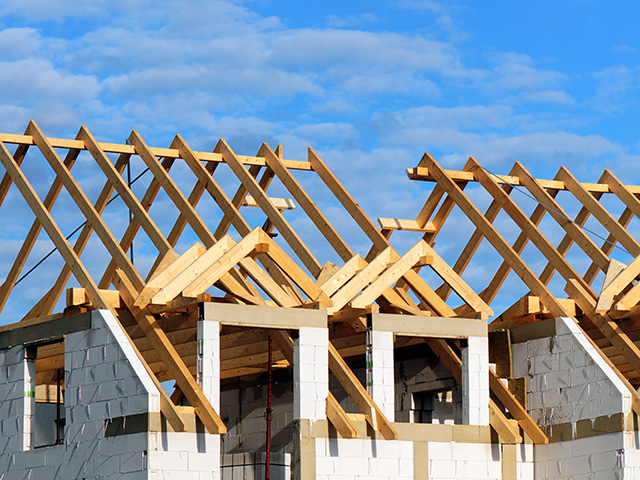 building a house with exposed roof - grand designs