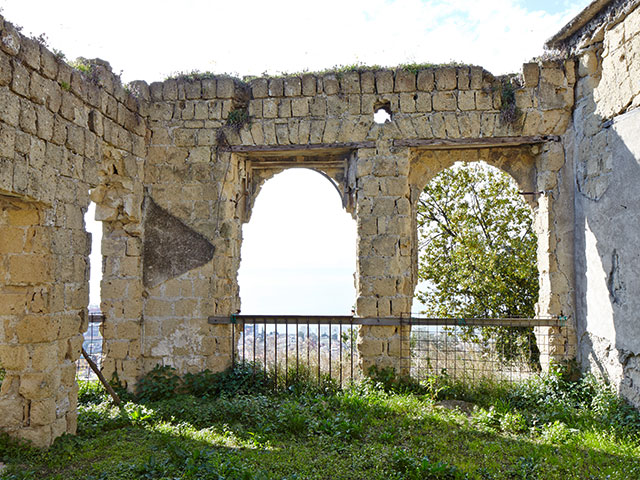 ruin windows before conversion - grand designs